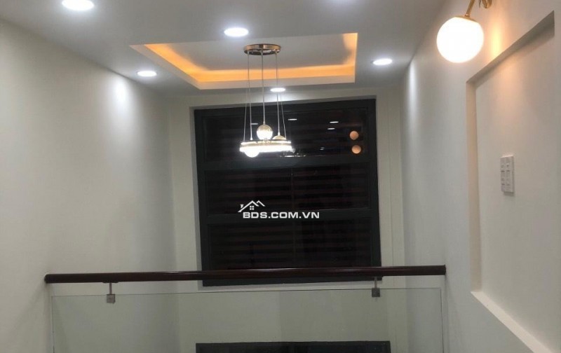 Bánh nhà MẶT TIỀN VIP - Đường số 9, P Tân Hưng, TPHCM 6ty9